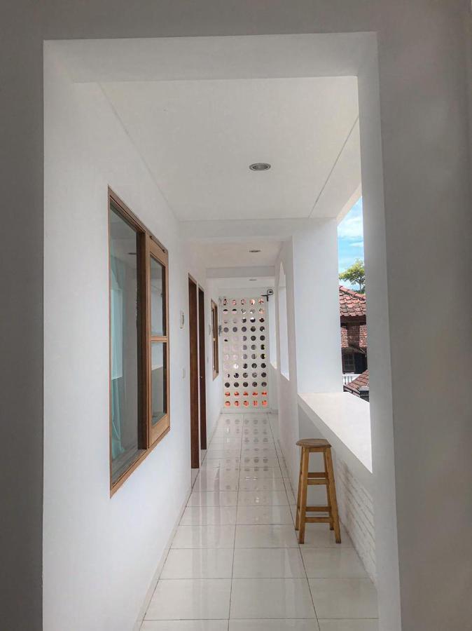 Srikrisna Hotel Seminyak  Exterior photo